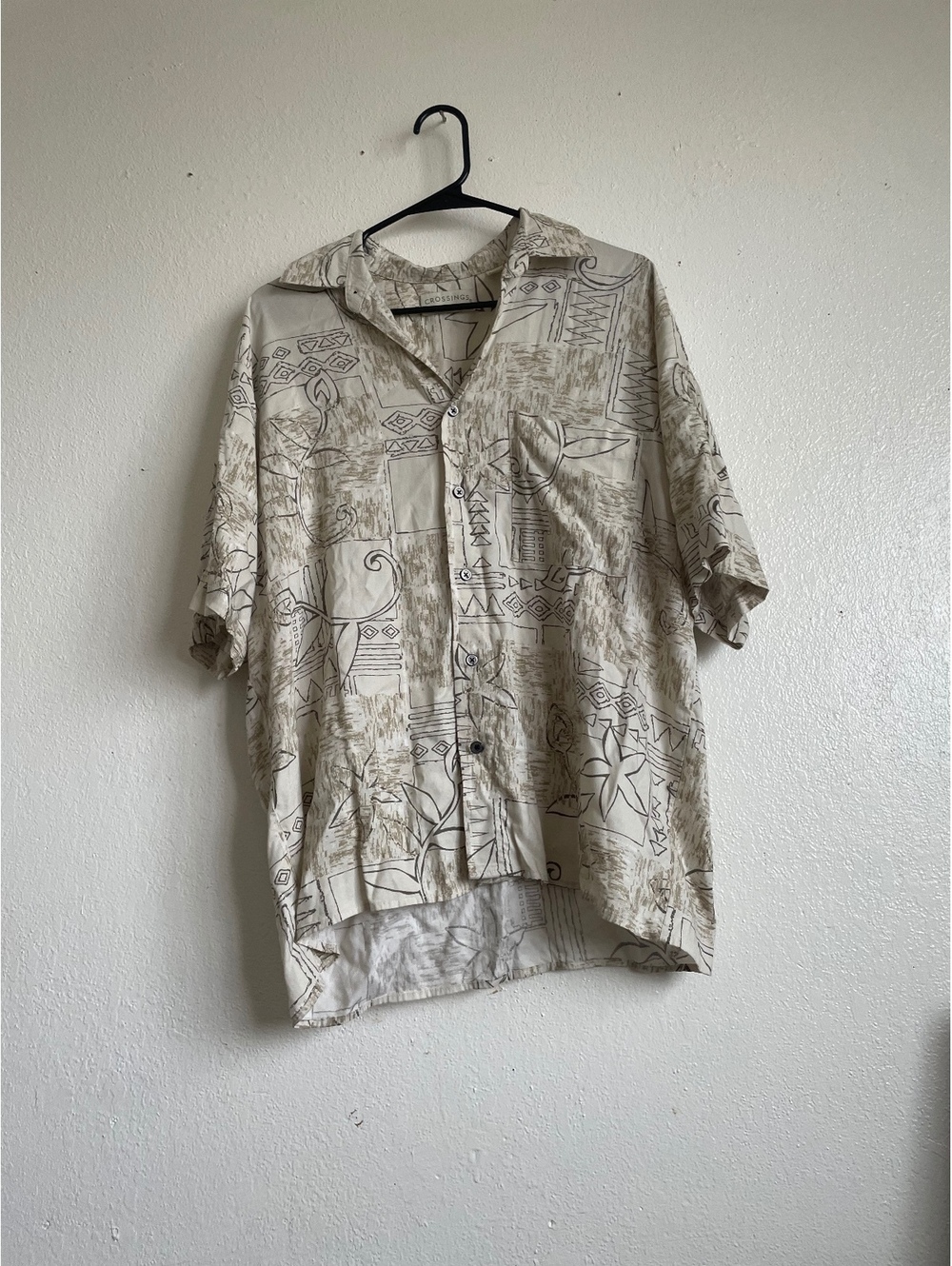 Crossings gorpcore vintage rayon abstract print short sleeve button-up shirt